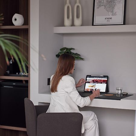 Bond Smart Living Suites Athens Ngoại thất bức ảnh