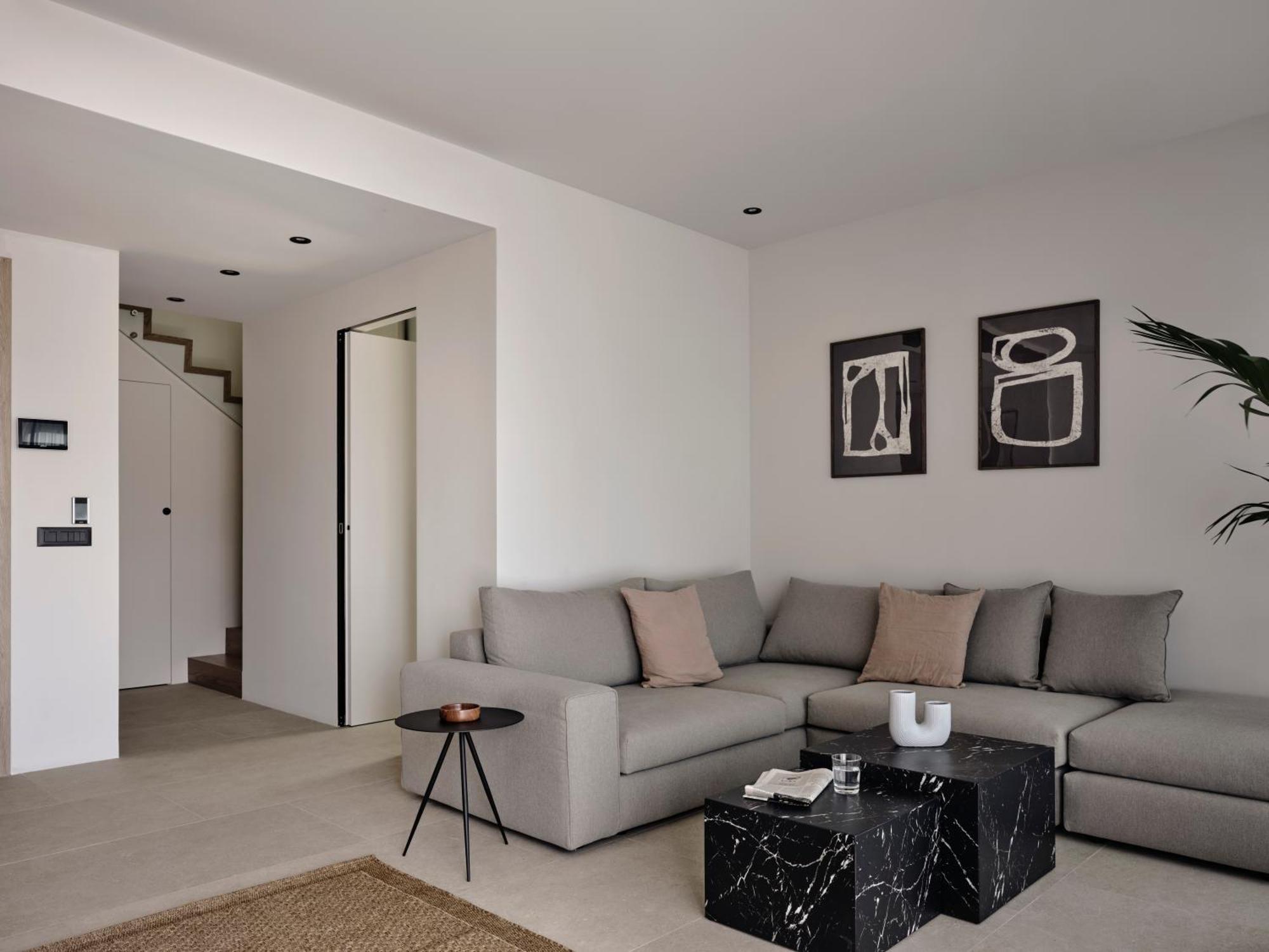 Bond Smart Living Suites Athens Ngoại thất bức ảnh
