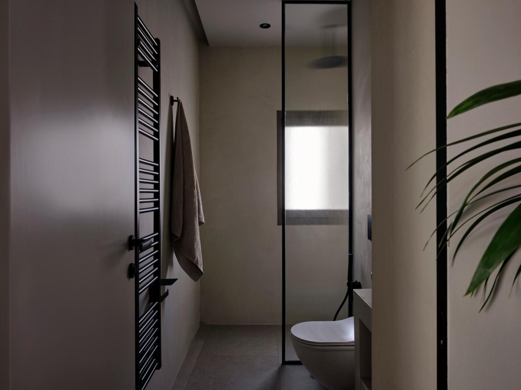 Bond Smart Living Suites Athens Ngoại thất bức ảnh